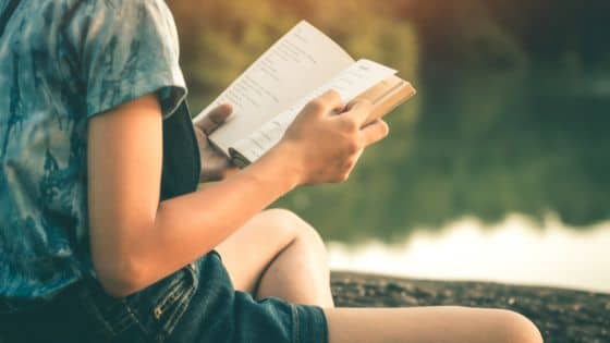 Reading Makes You a More Promising Writer in 5 Ways